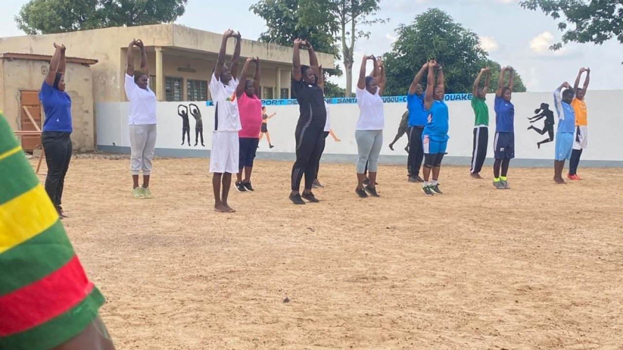 À Djougou, la Zone Sanitaire DCO mise sur le sport pour lutter contre les MNT