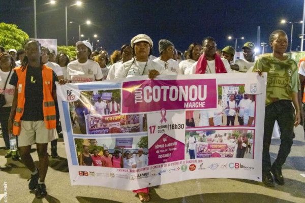 Octobre Rose: Tout Cotonou marche contre les cancers féminins