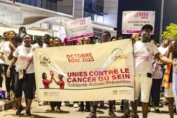 Octobre Rose: Tout Cotonou marche contre les cancers féminins