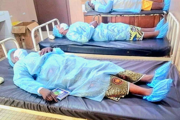 Le PNLMNT en action : Plus de 200 patients opérés gratuitement de la cataracte à Comè