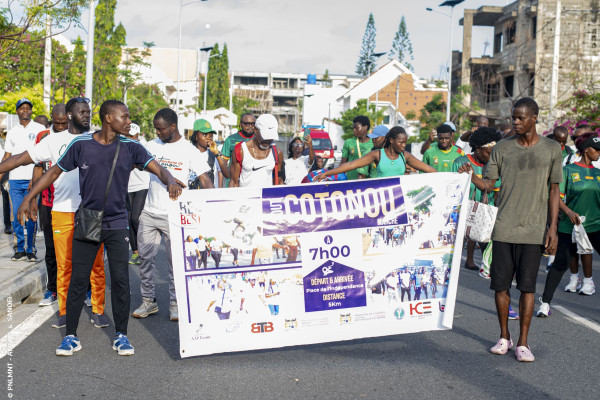 Retour sur la 9ᵉ Édition de Tout Cotonou Marche : une mobilisation exceptionnelle pour la santé et le bien-être